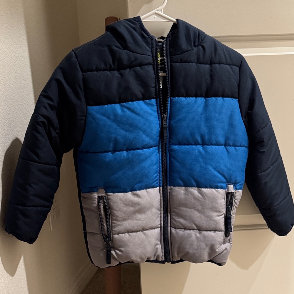 Kids Colorblock Puffer Jacket - Blue, Black, and Gray, Size M(8)